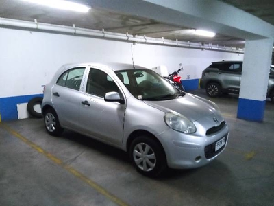 Vendo Nissan March 1.6 full impecable