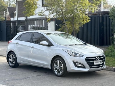 HYUNDAI I30 2016 1600cc Mecanico