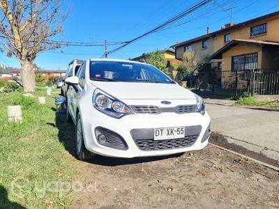 Kia rio 5 automatico