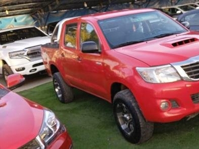 Toyota Hilux 4x4 2014