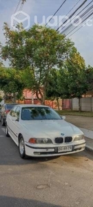BMW 523i 1998