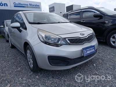 Kia Rio 4 Ex 1.4 At 2015