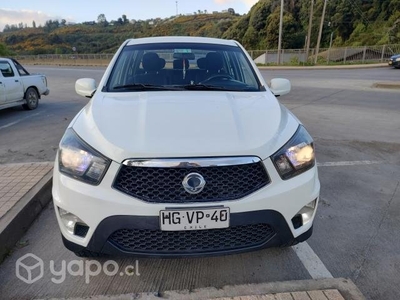 Ssangyong a.sports 2.0 at full