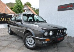 BMW 318 COUPE