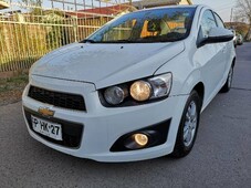 CHEVROLET SONIC IMPECABLE