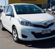 EXCELENTE YARIS SPORT FULL