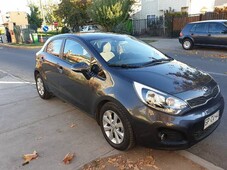 Kia Rio 5, excelente estado