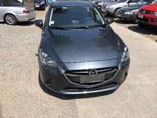 Mazda 2 1.5 V Auto Skyactive Sedan (2017 - Unico dueño)