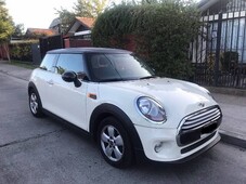 Mini Cooper 2014 segundo dueño 42.000 km