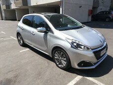 Peugeot 208 Allure Diésel 2017