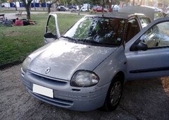 Renault clio 2002 sedan