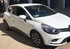 Renault Clio 2018 expression 1.2 33.000 kms impecable