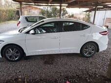 Se vende Hyundai Elantra año 2017 Full equipo