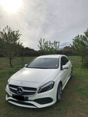 Se vende Mercedes Benz A200 excelente estado
