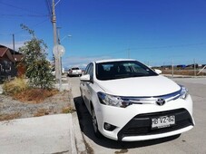 Toyota Yaris 2015 GLI