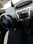 TOYOTA YARIS AUTOMATICO IMPECABLE