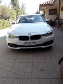 Vendo auto BMW 318i 2017