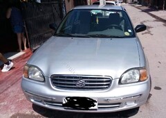 Vendo auto Suzuki Baleno año 2002