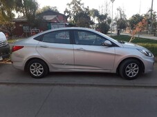 vendo hyundai accent RB GL 1.6