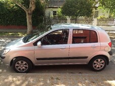 Vendo Hyundai GETZ 2010 - excelente estado.