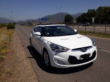 Vendo Hyundai veloster mecánico 1.6 año 2014