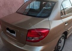 Vendo Kia Rio 1.5 2005 $2.050.000 (Conversable)