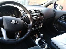 Vendo Kia Rio 4 Sedan 2013 full automatico