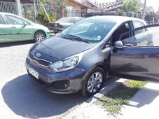 Vendo kia rio 5 full equipo