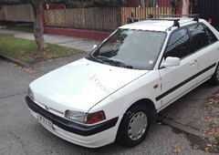 Vendo Mazda 323 GLX año 1994