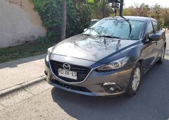 Vendo New Mazda 3 sedán 2.0 full
