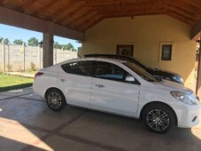 VENDO NISSAN VERSA AUTOMATICO IMPECABLE