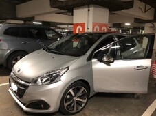 Vendo Peugeot 208 ALLURE 2019