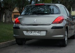 Vendo vehículo marca Peugeot