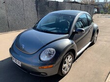 Volkswagen Beetle 2.0 AUT año 2011