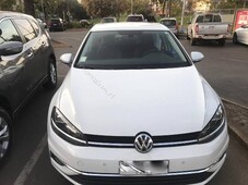 Volkswagen golf 1.41.4 TSI DSG Auto Design