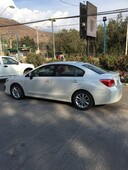 Vendo Subaru Impreza Sedan Blanco 2014