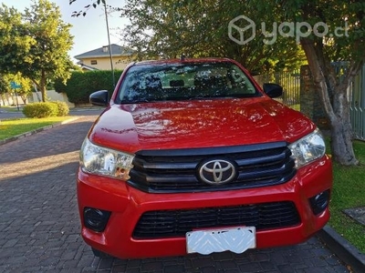 Toyota HILUX 4x4 2018. 2.4DX MT