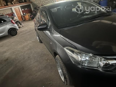 Toyota yaris 2016