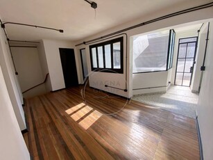 Casa en Arriendo en Santiago 4 dormitorios 2 baños / Magna Group Propiedades Limitada