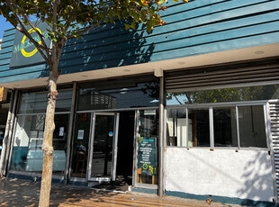 Local o Casa comercial en Arriendo en Santiago 4 baños / LPM Gestión - Las Condes
