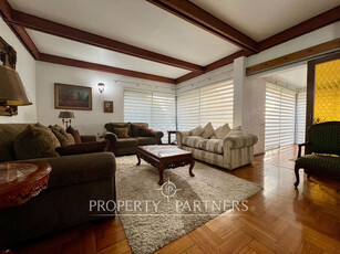 Casa con gran terreno en lomas de san andrés