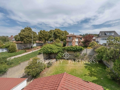 Casa con gran terreno en el sector de Bosques de Montemar