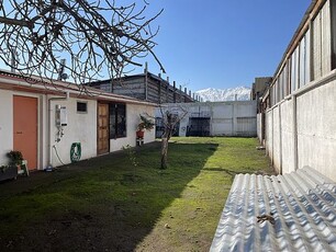 Casa bodega industria inofensiva taller.