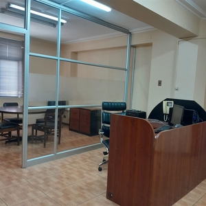 Oficina en Arriendo en Santiago 7 dormitorios 5 baños / Vivax Propiedades