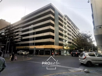 Estacionamiento en Venta Merced / Miraflores, Santiago