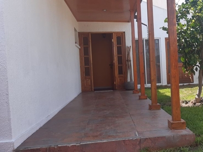 Casa en Venta en Ovalle 4 dormitorios 2 baños / Alaluf