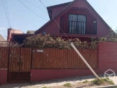 Casa Gabriela Mistral con Braulio Arenas La Serena