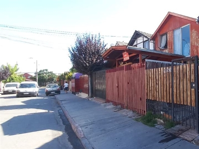 Casa en Venta en Puente Alto 2 dormitorios 1 baño / Corredores Premium Chile SpA
