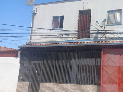 Casa en Venta en Conchalí 9 dormitorios 9 baños / Invierte Propiedades SpA