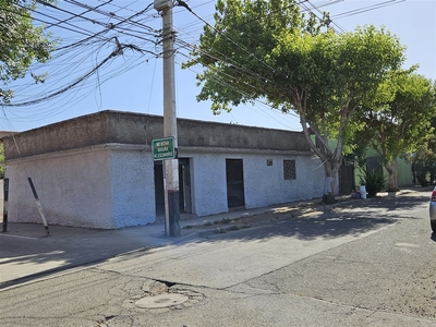 Local o Casa comercial en Venta en Cerro Navia 2 baños / Easy Prop